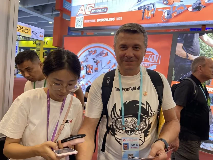 Precision Electric Screwdriver Set Cordless Drill Power Drivers for Home Use Variable Speed 500W Rated OEM Customizable