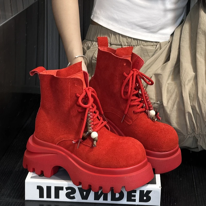 Niche matte big head muffin thick bottom women 2025 new small height increase locomotive short boots thick bottom