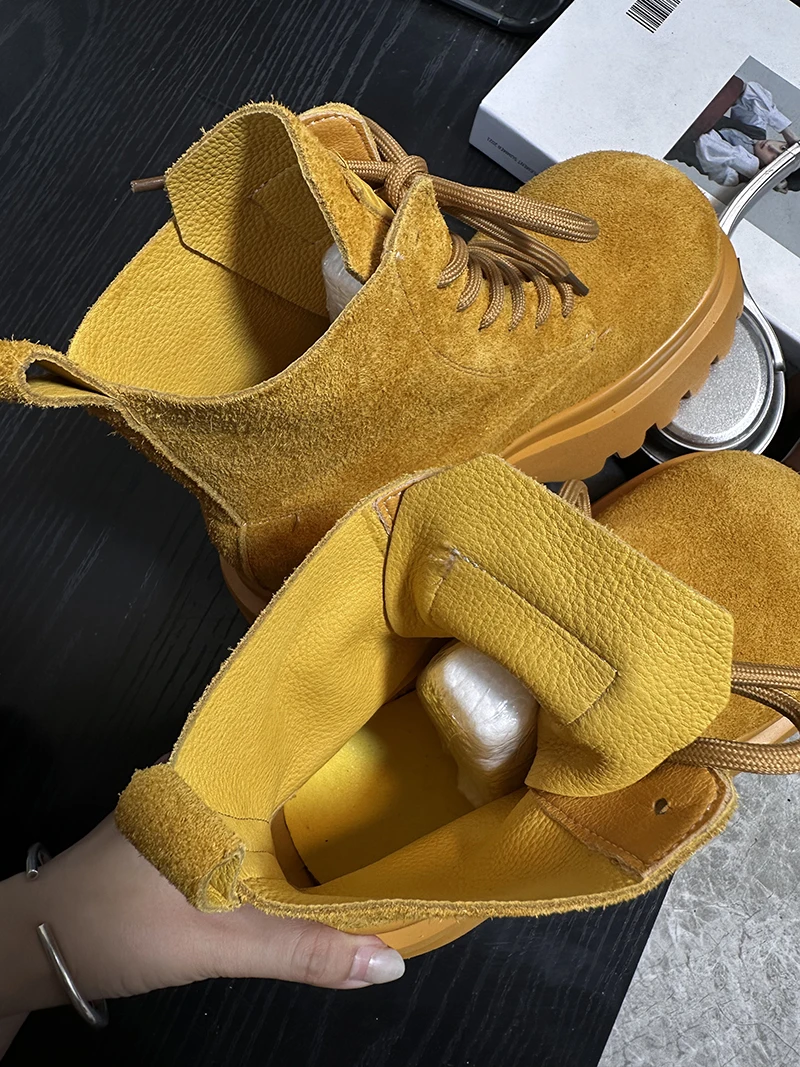 Niche matte big head muffin thick bottom women 2025 new small height increase locomotive short boots thick bottom