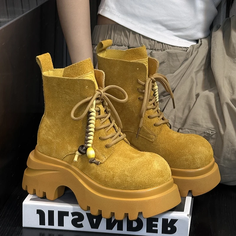 Niche matte big head muffin thick bottom women 2025 new small height increase locomotive short boots thick bottom