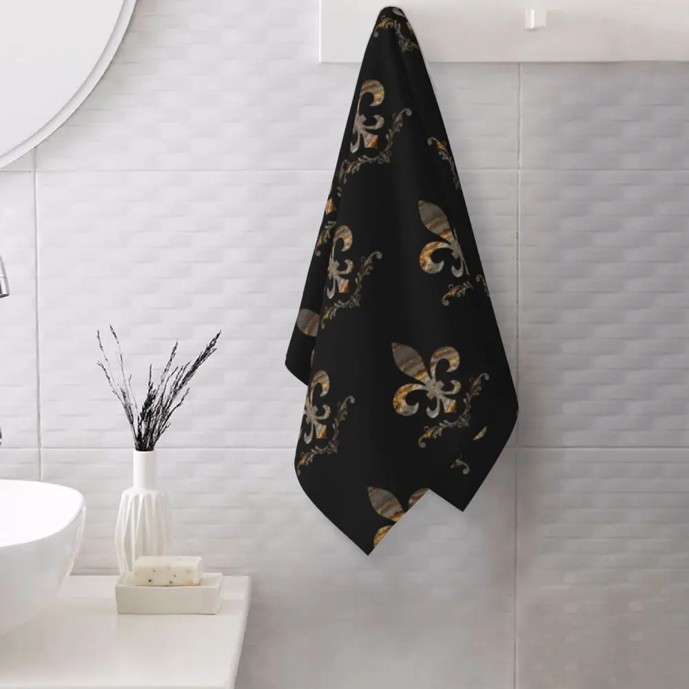 Custom Quick Dry Cotton Face Towel Absorbent Fleur-De-Lys Lily Flower Beach Towels