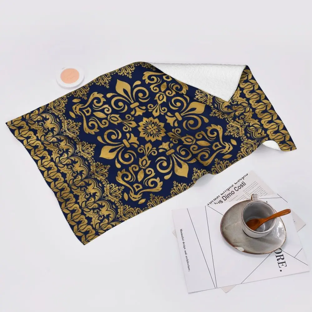 Custom Quick Dry Cotton Face Towel Absorbent Fleur-De-Lys Lily Flower Beach Towels