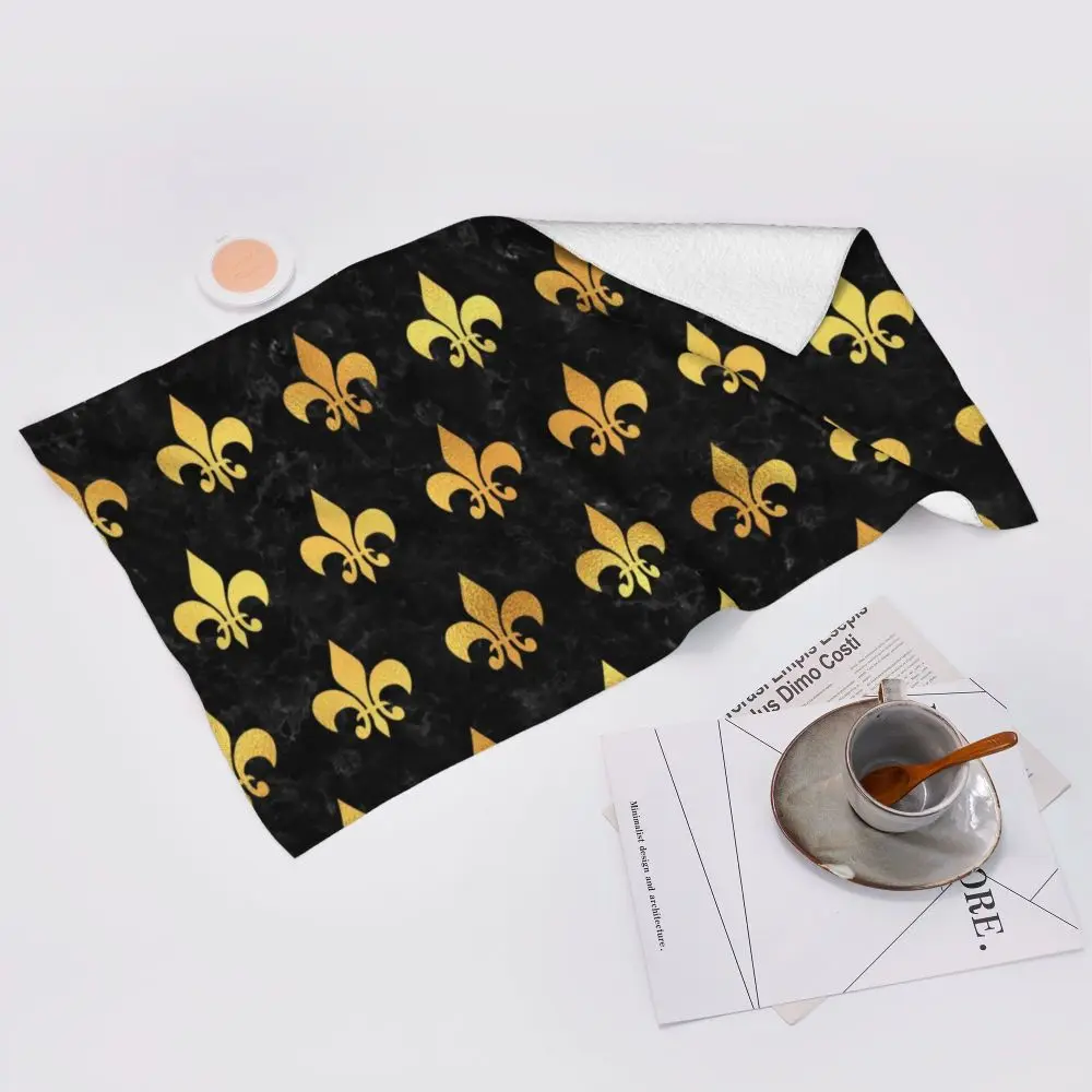 Custom Quick Dry Cotton Face Towel Absorbent Fleur-De-Lys Lily Flower Beach Towels