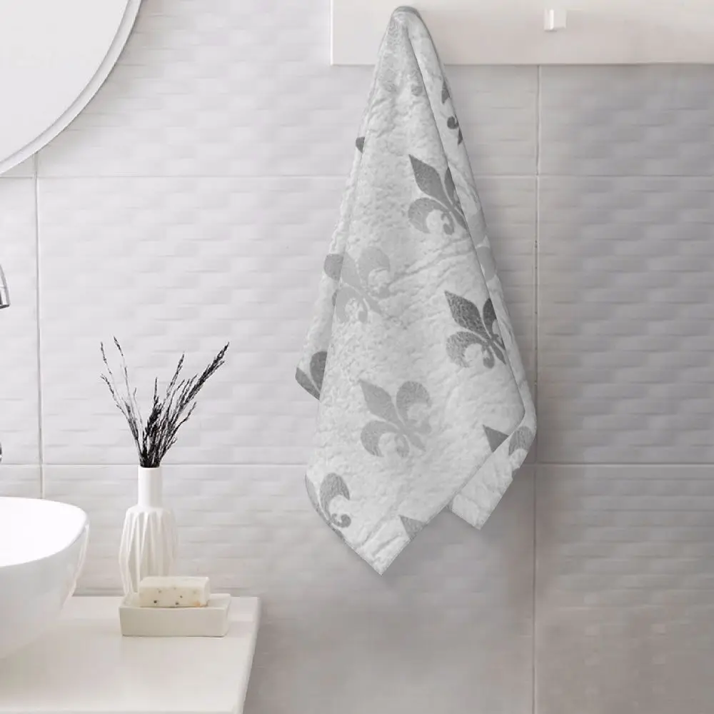 Custom Quick Dry Cotton Face Towel Absorbent Fleur-De-Lys Lily Flower Beach Towels