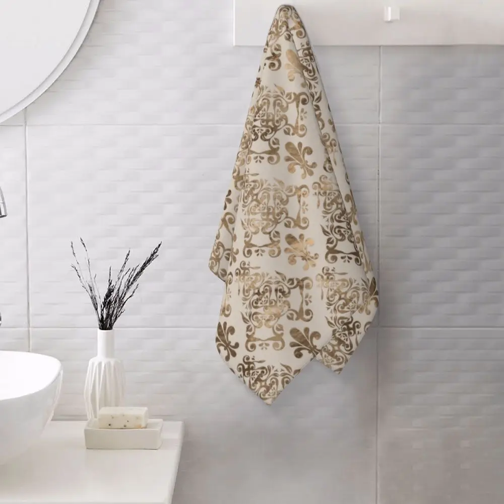 Custom Quick Dry Cotton Face Towel Absorbent Fleur-De-Lys Lily Flower Beach Towels