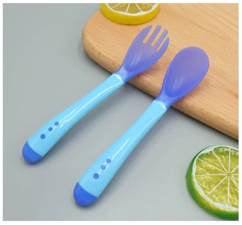 Silicone Baby Feeding Spoons Tableware Waterproof Spoon Temperature Sensing Spoonsuitable for Children's Feeding Baby Spoons