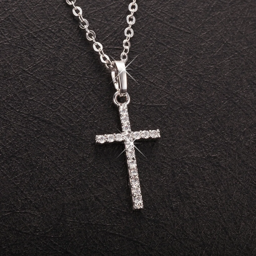 New Crystal Christian Jesus Cross Pendant Necklaces Women Fashion Gold Silver Color Clavicle Chain Necklace Collar Jewelry Gift