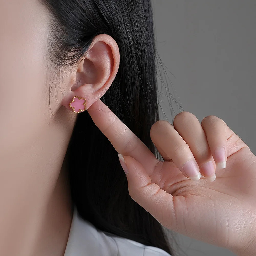 Simple Fashion Elegant Stainless steel 18K gold-plated Fiver-leaf Clover Earrings light luxury niche senior sense of five flower