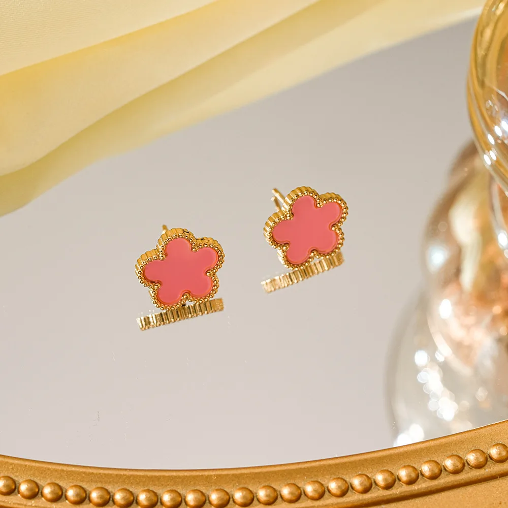 Simple Fashion Elegant Stainless steel 18K gold-plated Fiver-leaf Clover Earrings light luxury niche senior sense of five flower