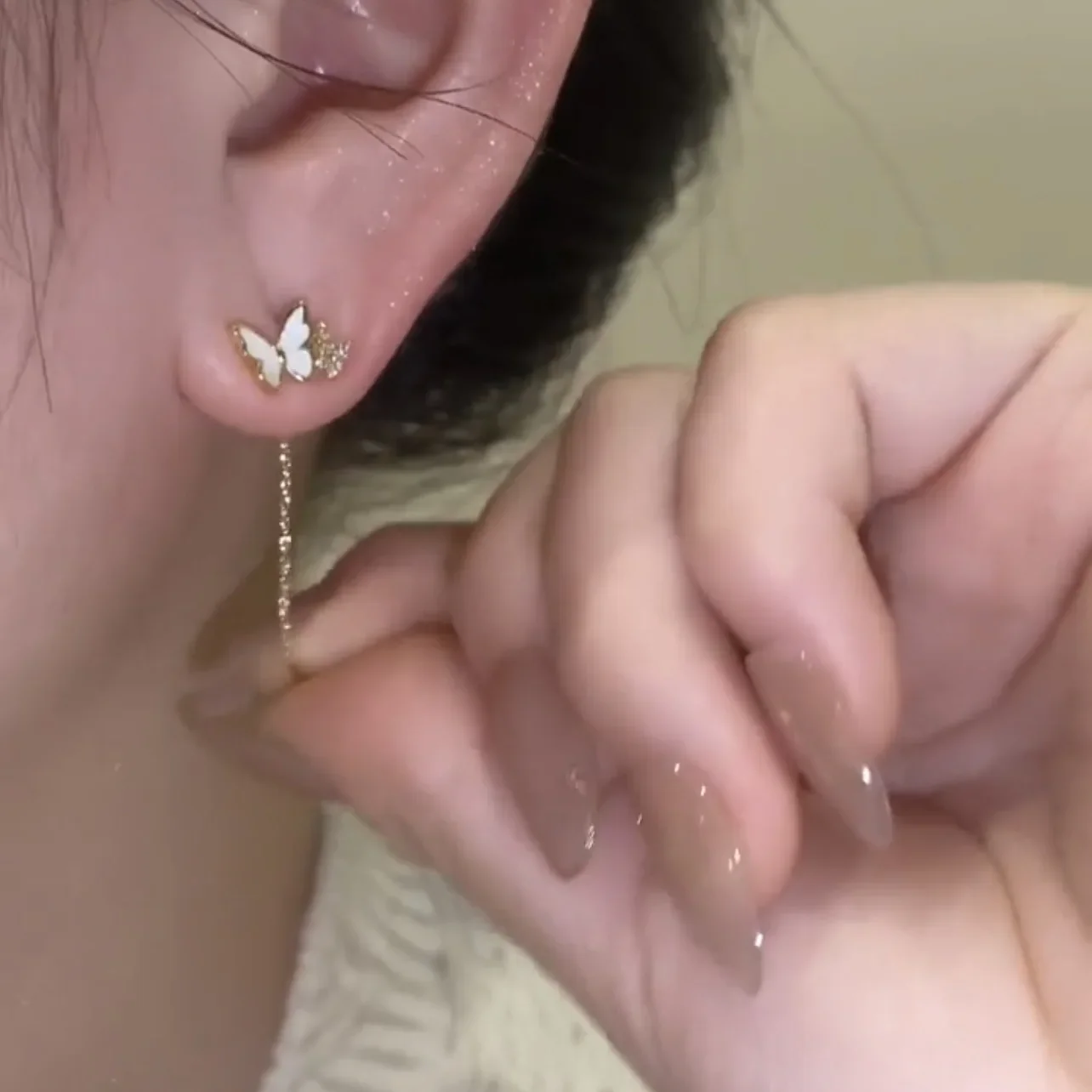 2024 New Fashion Trend Unique Design Elegant and Exquisite Zircon Leaf Earrings For Women Jewelry Wedding Party Premium Gifts