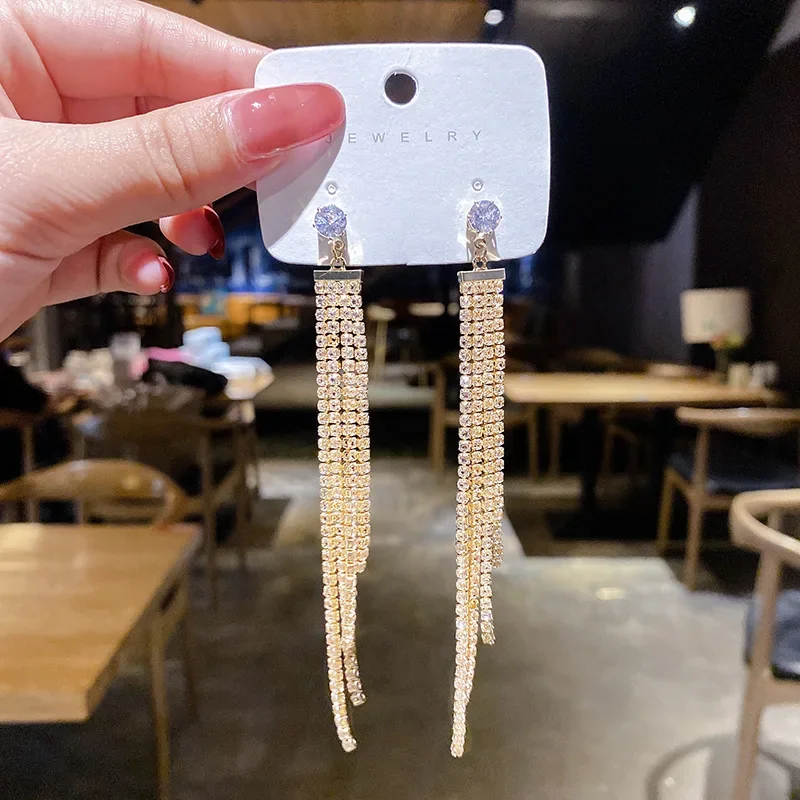 2024 New Fashion Trend Unique Design Elegant and Exquisite Zircon Leaf Earrings For Women Jewelry Wedding Party Premium Gifts