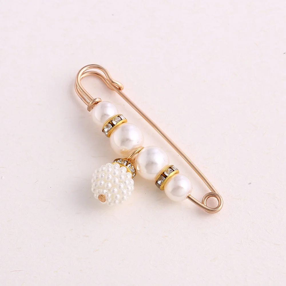 Women New Cute Imitation Pearl Rhinestone Brooch Anti-lighting Skirt Waist Pin Fashion Jewelry Accessories Gifts