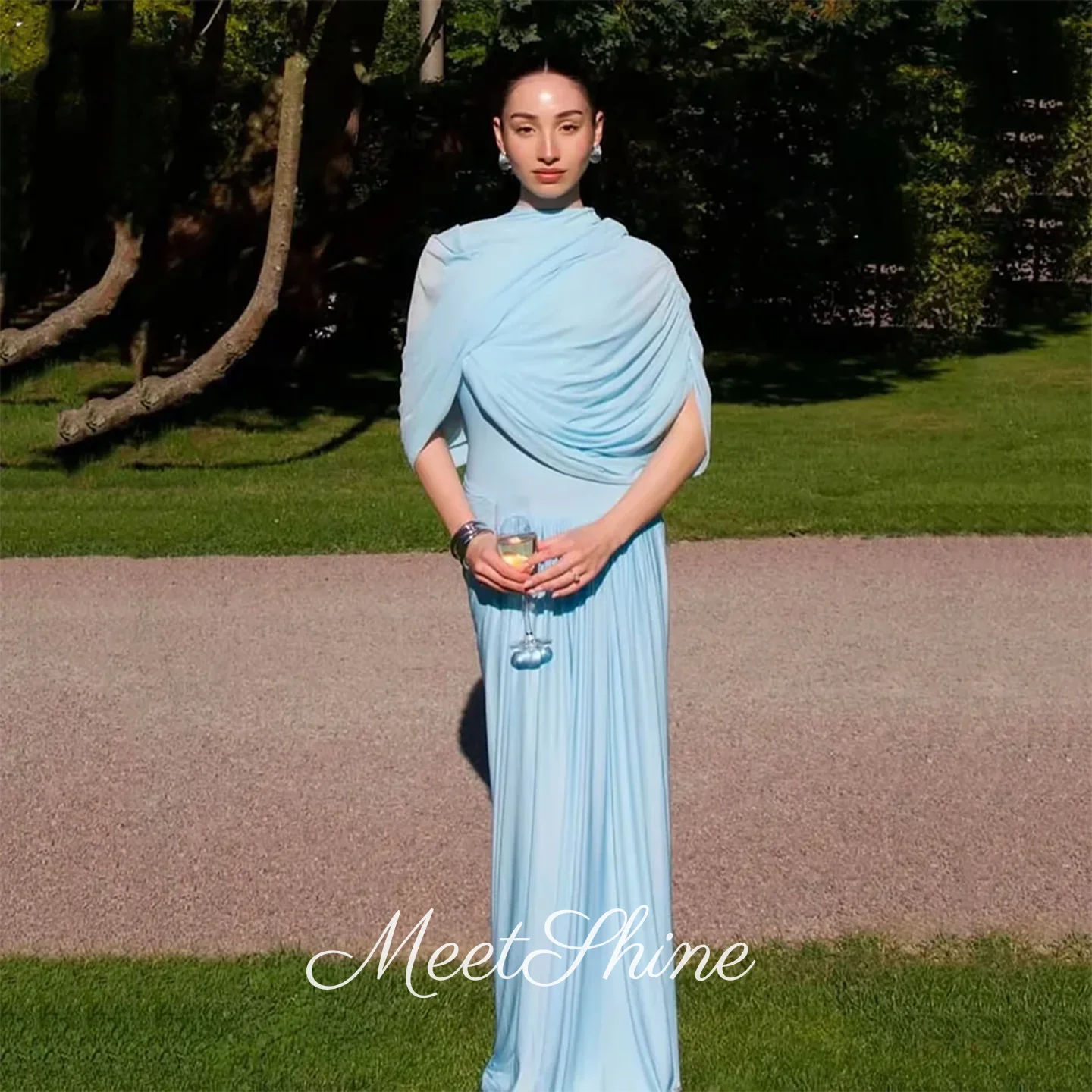 Dubai Sky Blue Chiffon Evening Dress with Cape Sweep Train O-Neck Formal Wedding Prom Dress High Quality Customized Party Dress