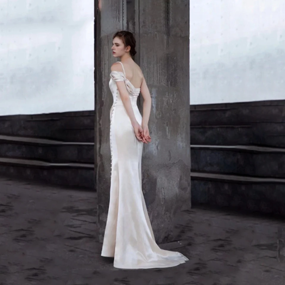 Customized Sexy Ivory One Shoulder Long Mermaid Evening Dresses 2025 Elegant Satin Backless Floor Length High Quality Prom Gowns