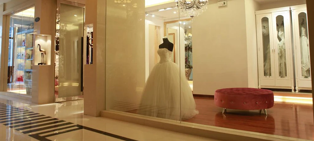 2025 Elegant A Line Women's Wedding Dresses Satin Slit Vestidos De Novias De Boda Customized Bride Gowns Long Sleeve Vestidos 2025 Elegant A Line Women's Wedding Dresses Satin Slit Vestidos De Novias De Boda Customized Bride Gowns Long Sleeve Vestidos