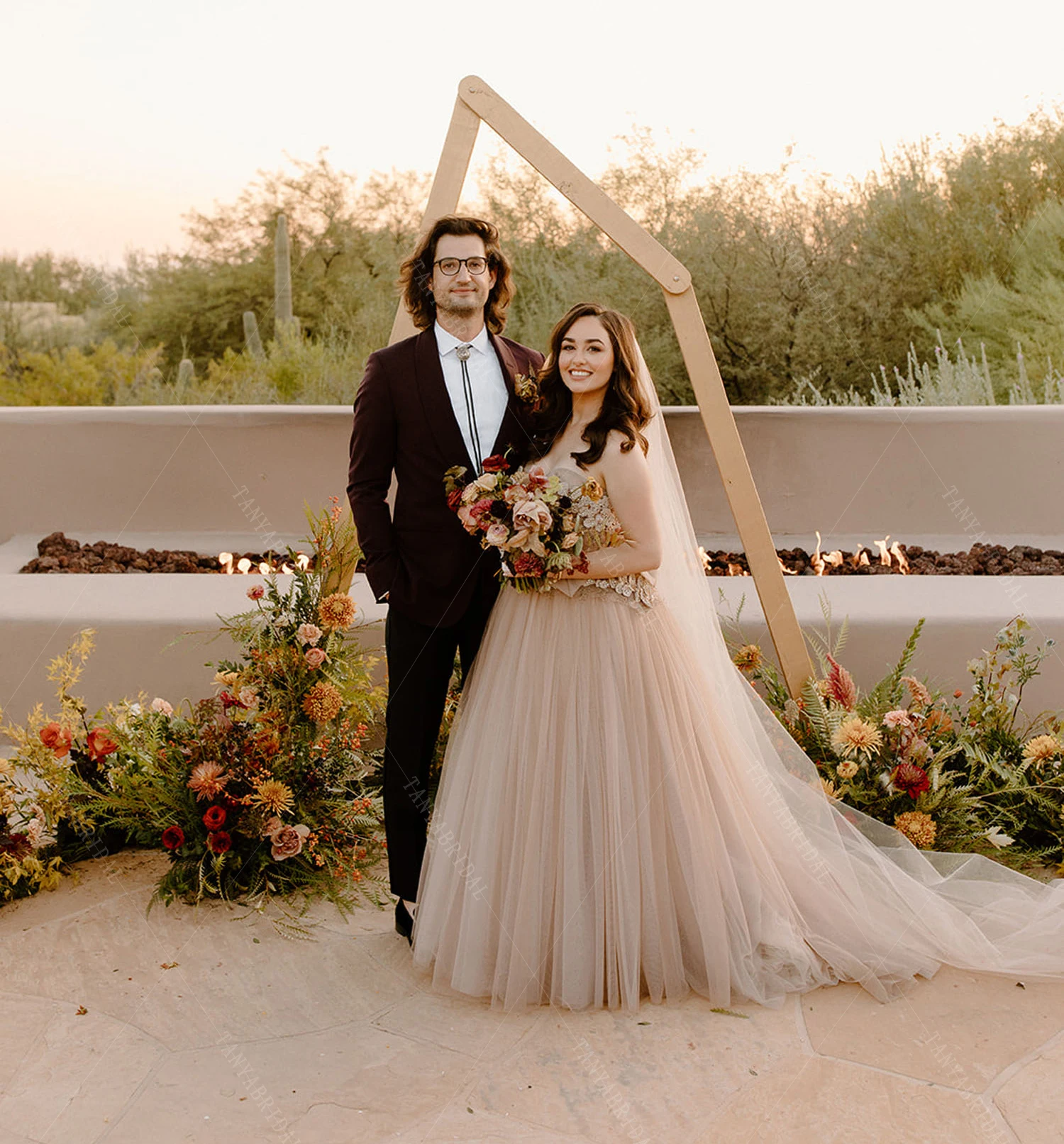 Blush Champagne Princess Wedding Dresses Sweetheart Romantic Tulle Bridal Gowns Boho Vestido De noivas  ZW456