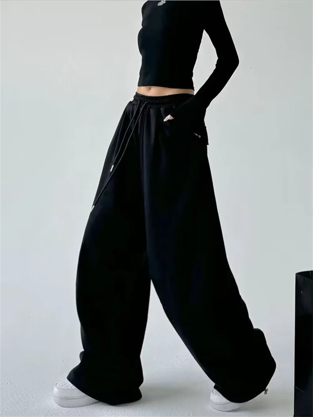 Autumn Fashion New Women Vintage Streetwear Wide Leg Sweatpants Oversized Sports Pants Drawstring Trousers Clothes Women