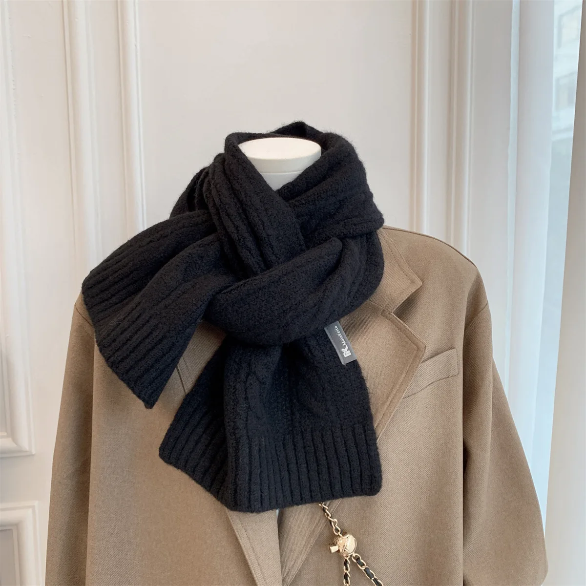 Knitted 100% Real Wool Scarf for Women Girls Winter Warm Thicken Wool Shawls and Wraps Twists Pattern Long Blanket Neckerchief