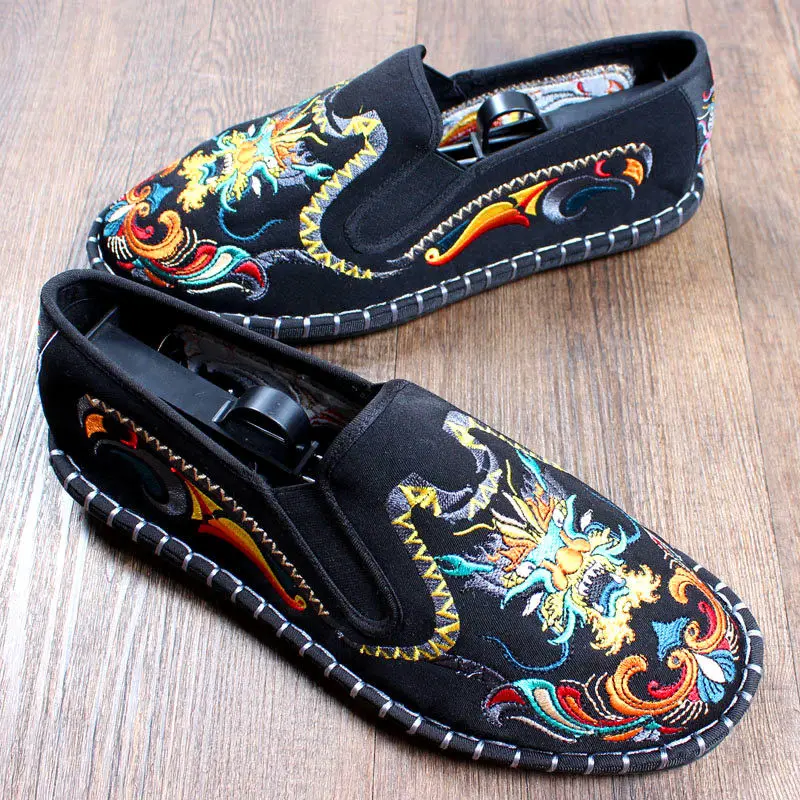 Old Beijing Work Shoes Men's Casual Cloth Shoes Autumn and Winter Ghost Facial Makeup Chinese-style Embroidered Shoes Male