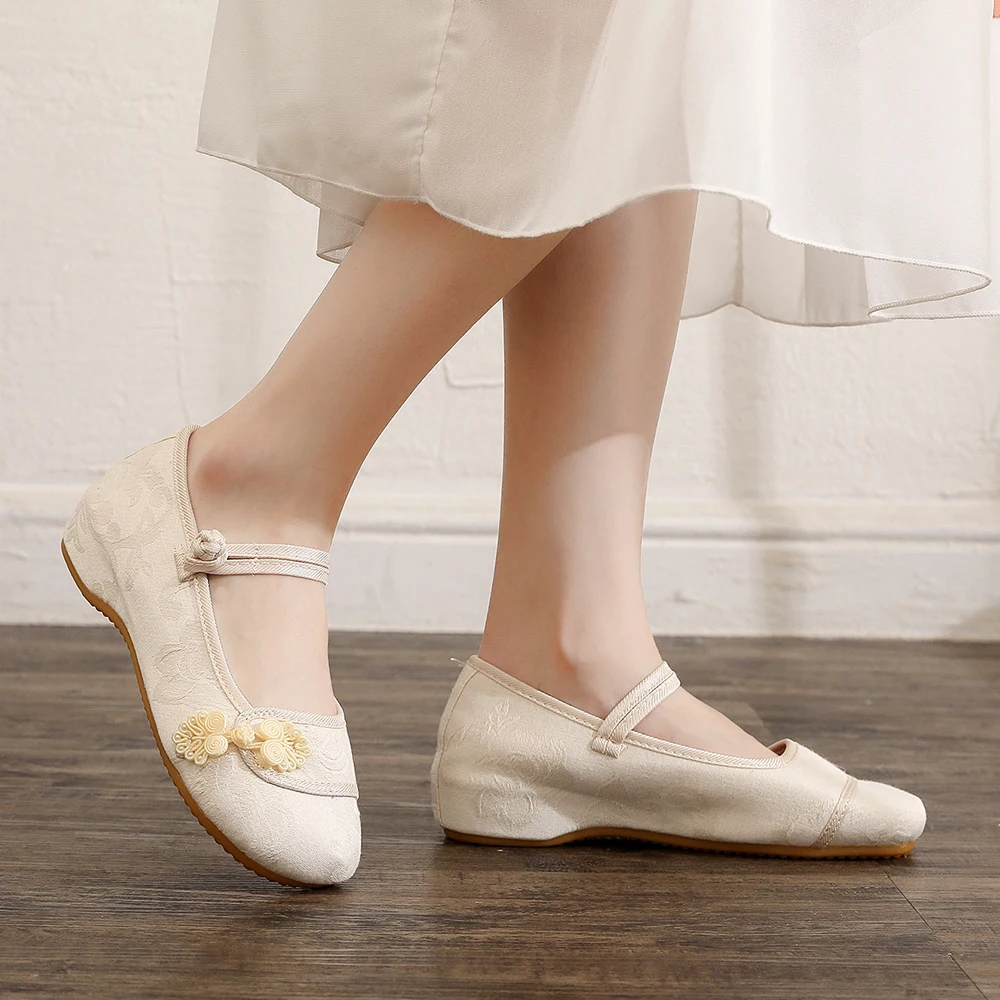 Veowalk Chinese Knot Women Cotton Fabric Embroidered Ballet Flats Retro Ladies Casual Traditional Old Beijing Shoes Solid Color