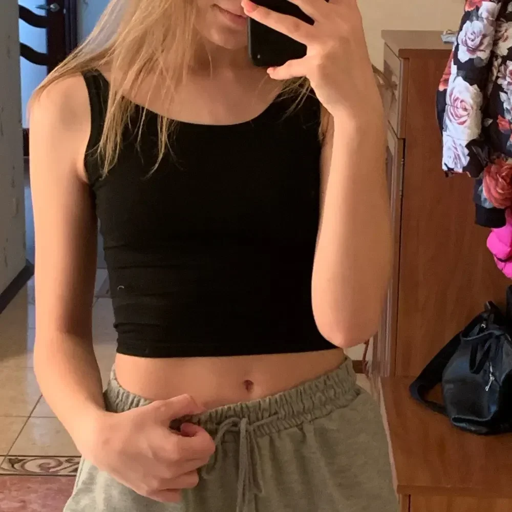 2024 Fashion Women Solid Color Suspender Camisole Tank Top for Women's Short Yoga Sports Crop Top Sleeveless Sexy Slim Fit Tops