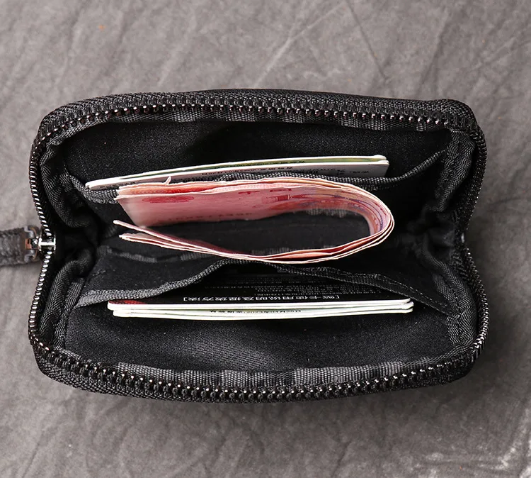 Genuine Leather Suitable for Men Women Pocket Wallets Mini Zipper Small Purses Retro Key Holder Money Bag Coin Change Purse