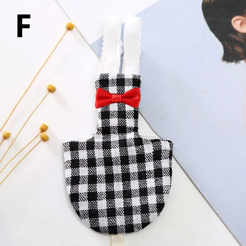 Bird Parrot Diaper with Bowtie Cute Flight Suit Nappy Clothes for Green Cheek Conure Parakeet Pigeons Medium Large Pet Bird