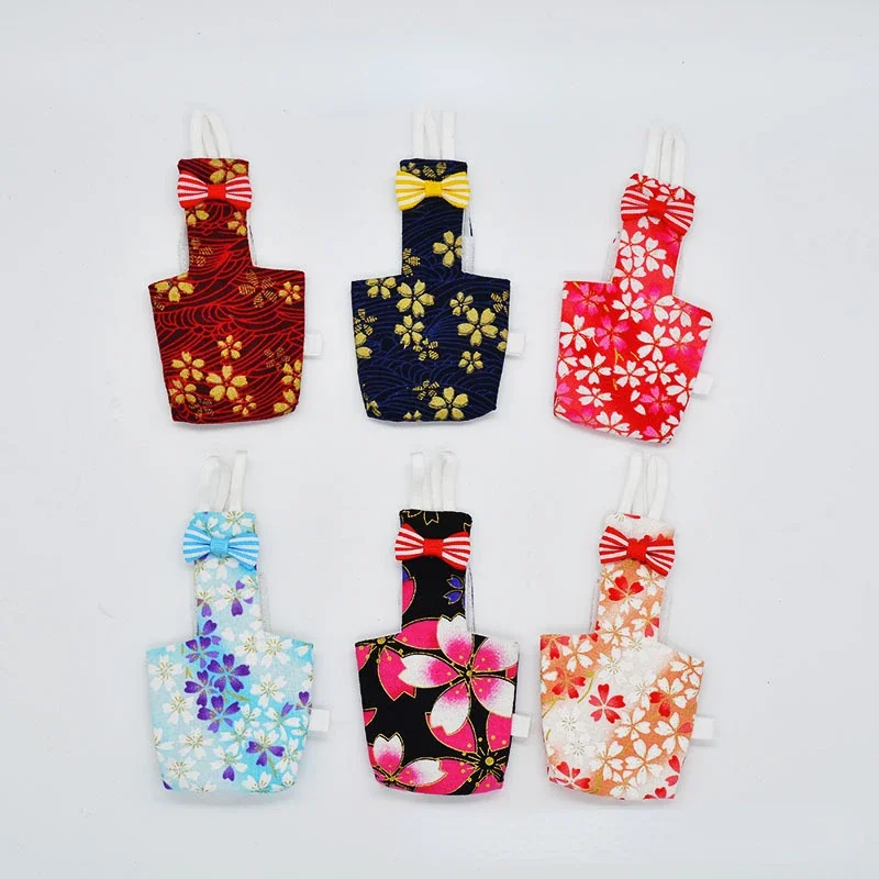 Parrot Diaper with Bowtie Cute Colorful Fruit Floral Cockatiel Pigeons Small Medium Large Pet Birds Flight Suit Clothes Washable