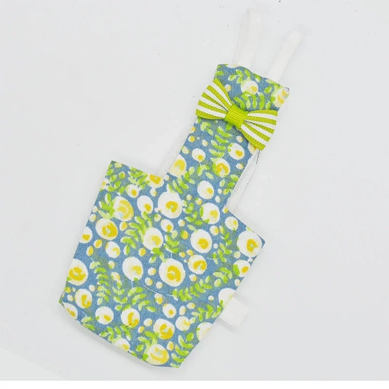Parrot Diaper with Bowtie Cute Colorful Fruit Floral Cockatiel Pigeons Small Medium Large Pet Birds Flight Suit Clothes Washable