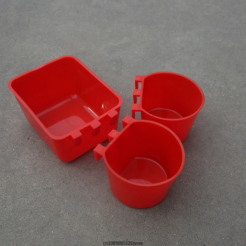 Bird Cage Feeder Cups Plastic Feeding Dish Feed Bowls with Hooks for Parrot Water Drinker for Pigeon Quail Duck Dringking Bowls