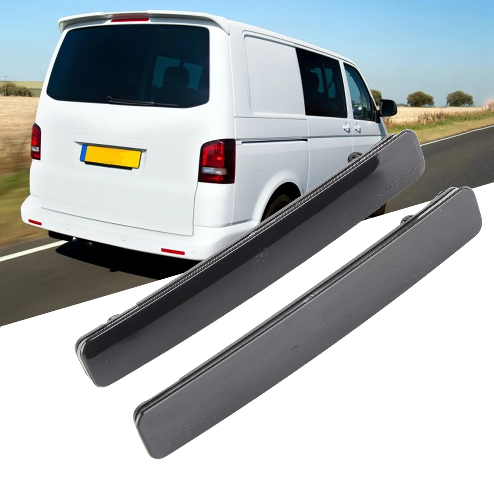 1 Pair Rear Bumper Reflector Assembly Light Replacement Fit for T5 Transporter 2003‑3011 7E0945105 7E0945106 Car Accessories