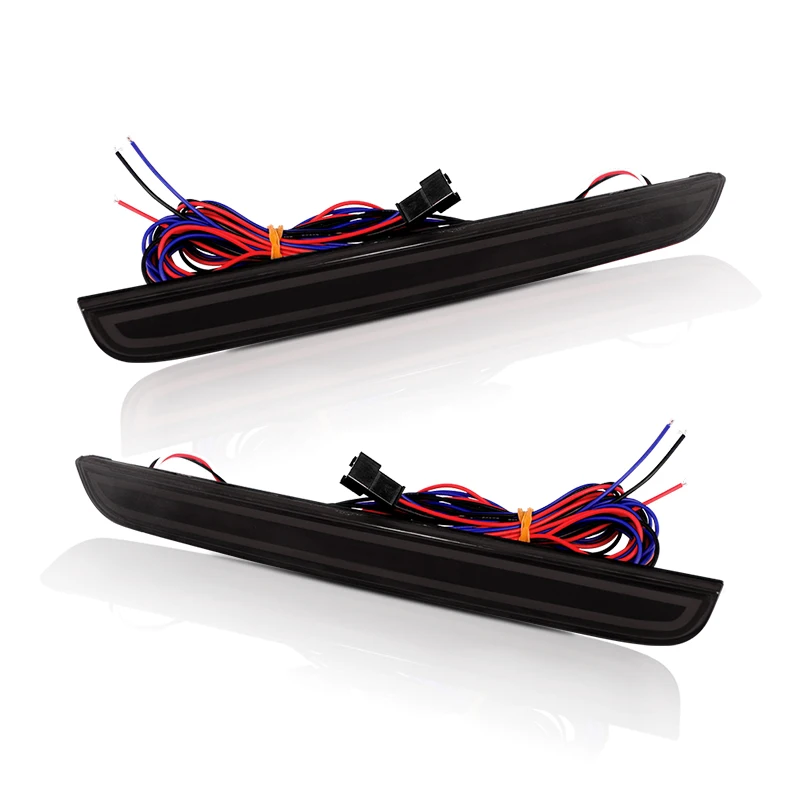 Car Red LED Rear Bumper Reflector Lights Tail/Brake Lights Rear Fog Lights Stop Lights Assembly For Dodge Challenger 2015-2023