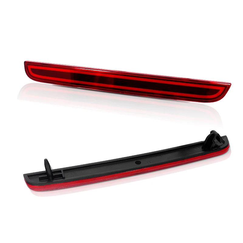 Car Red LED Rear Bumper Reflector Lights Tail/Brake Lights Rear Fog Lights Stop Lights Assembly For Dodge Challenger 2015-2023