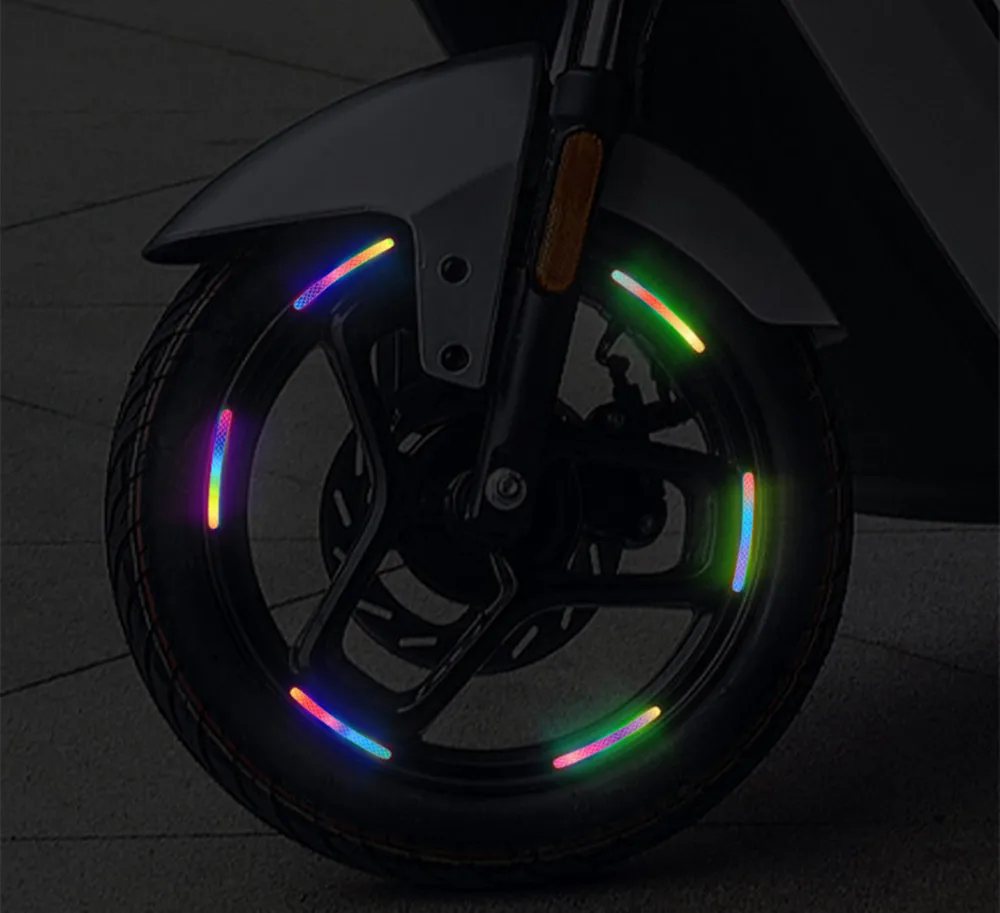 Car Universal  Wheel Hub Reflective Stripes Safety Opening Warning Sticker Tape Auto Warning Reflective Tape Exterior Accessorie