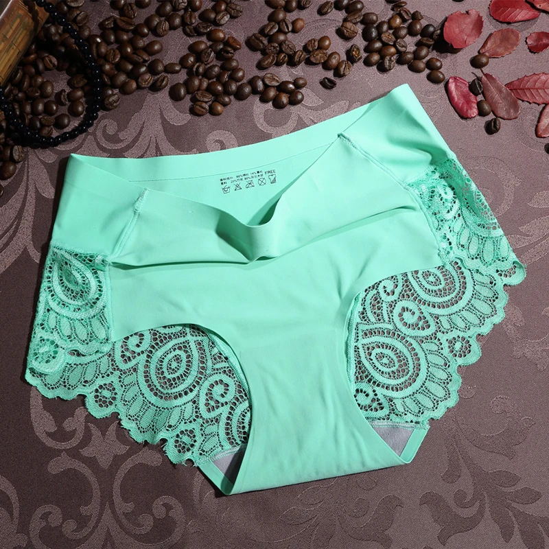 Sexy Women's Panties Ice Silk Solid Color Underwear Plus Size Seamless Panties Summer Thin Breathable Underpants Female Lingerie