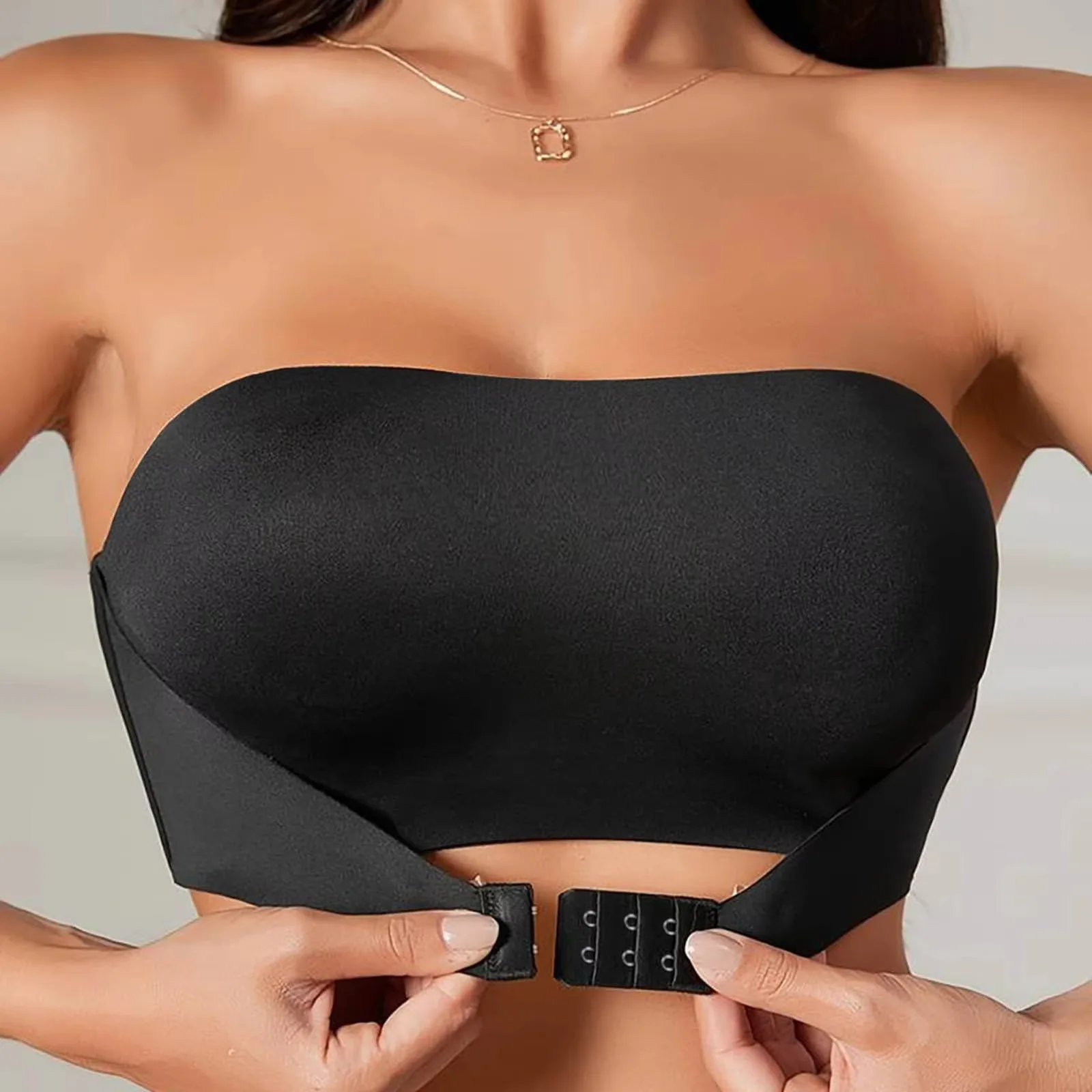 Women's Strapless Bra Sexy Seamless No Padding Front Button Bra Comfortable Smooth Women's Half Cup Silicone Non-slip Underwear