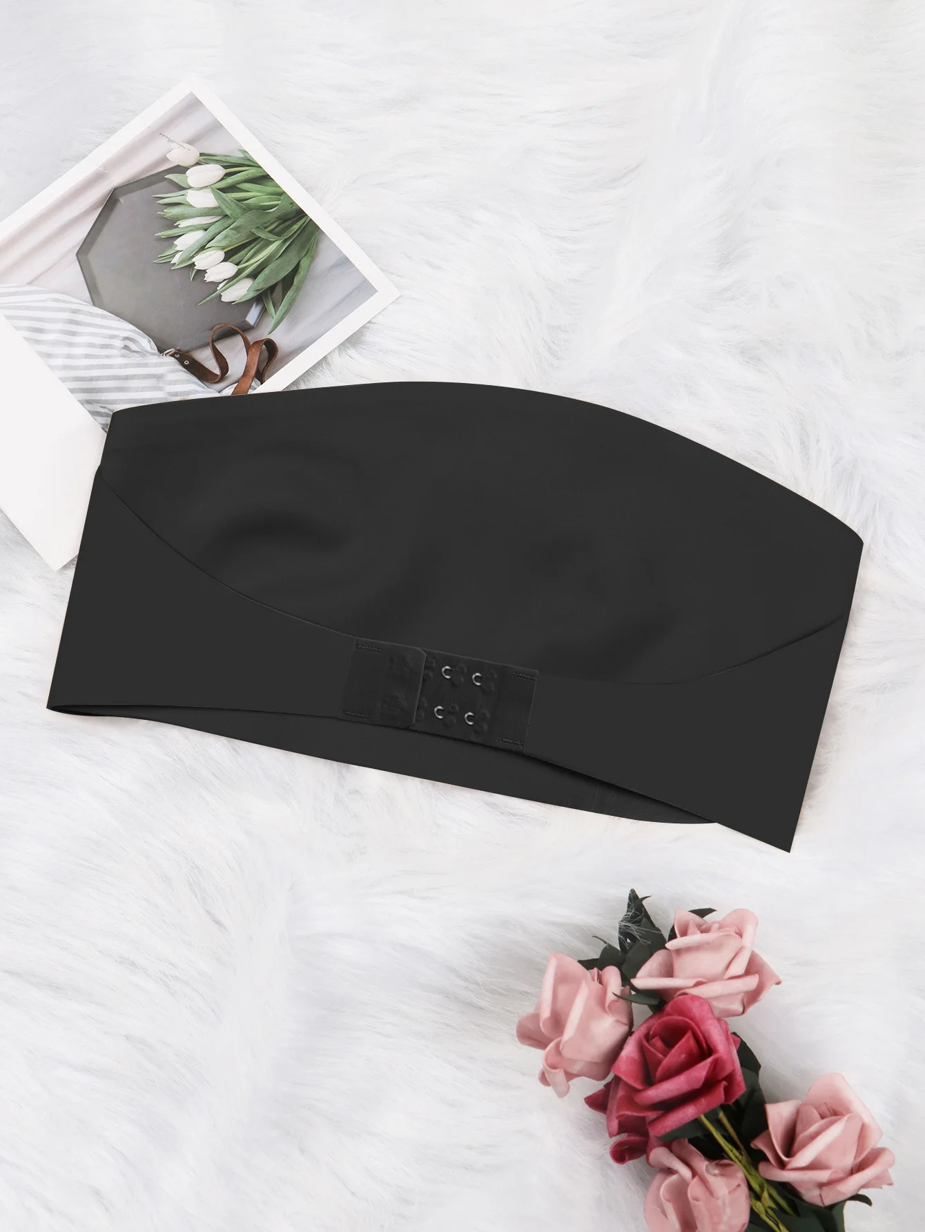 Women's Strapless Bra Sexy Seamless No Padding Front Button Bra Comfortable Smooth Women's Half Cup Silicone Non-slip Underwear