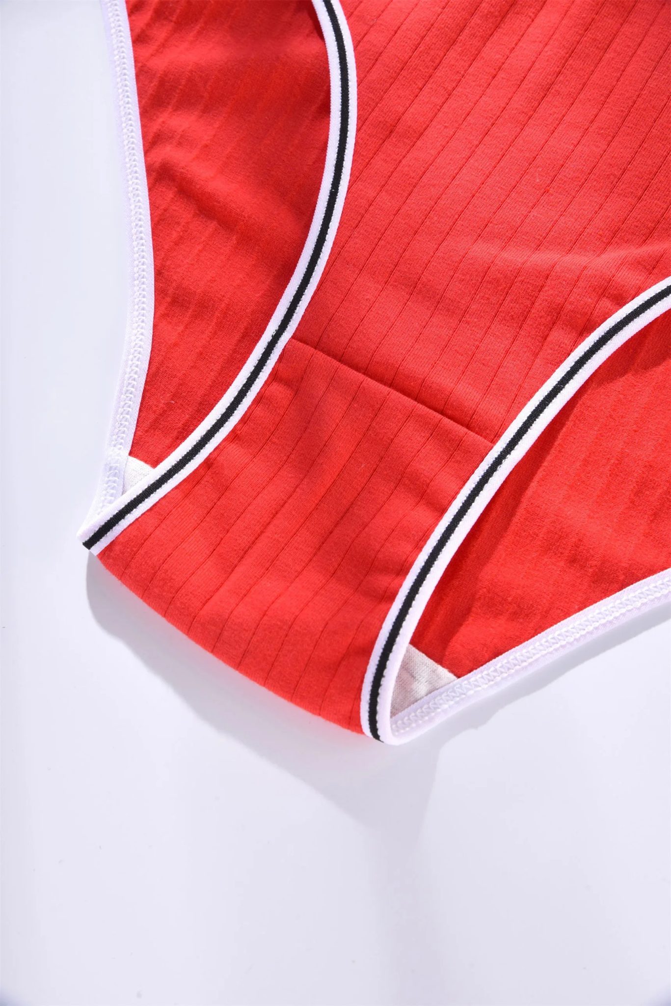 Fashion Letter Women's Underwear Breathable Cotton Triangle Pants Mid Waist Sexy Comfortable Lingerie Bright Cute Girl Briefs