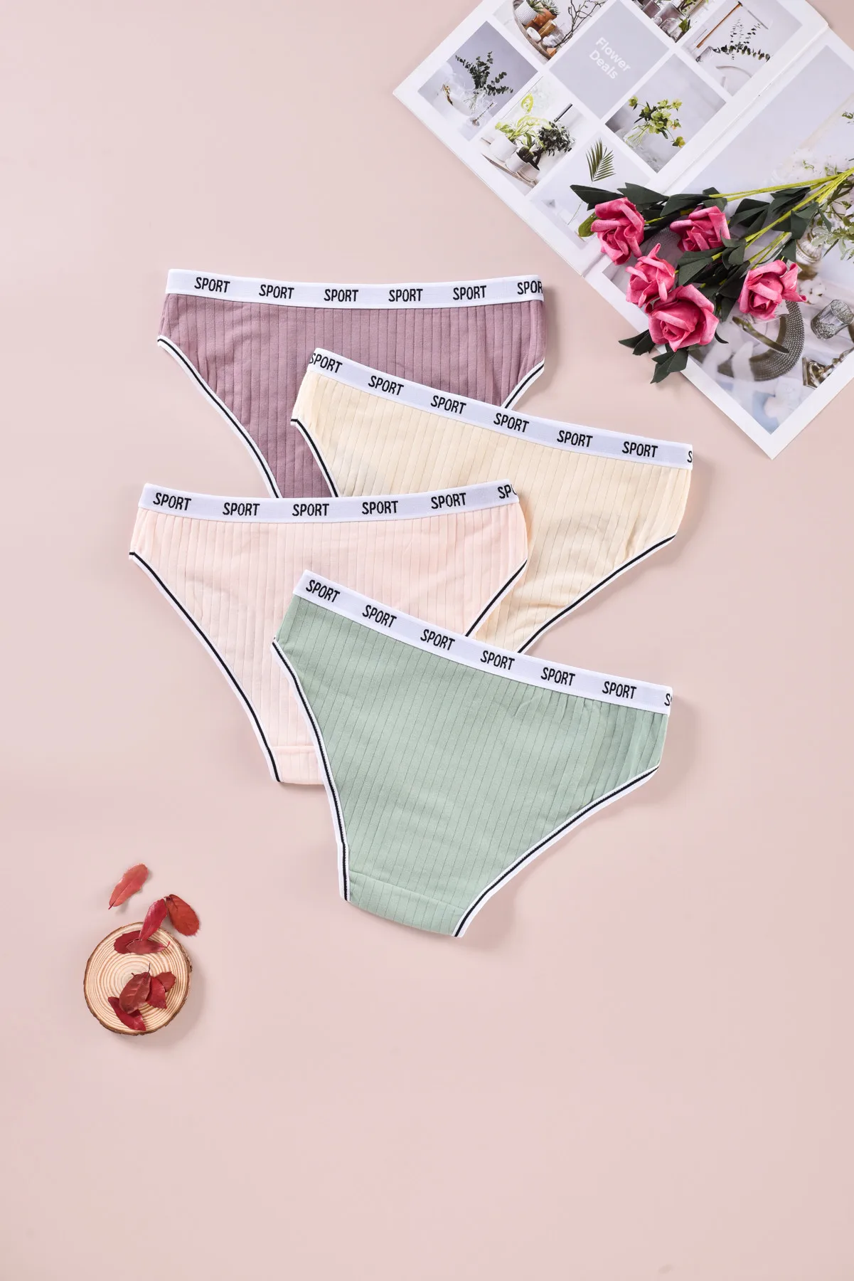 Fashion Letter Women's Underwear Breathable Cotton Triangle Pants Mid Waist Sexy Comfortable Lingerie Bright Cute Girl Briefs