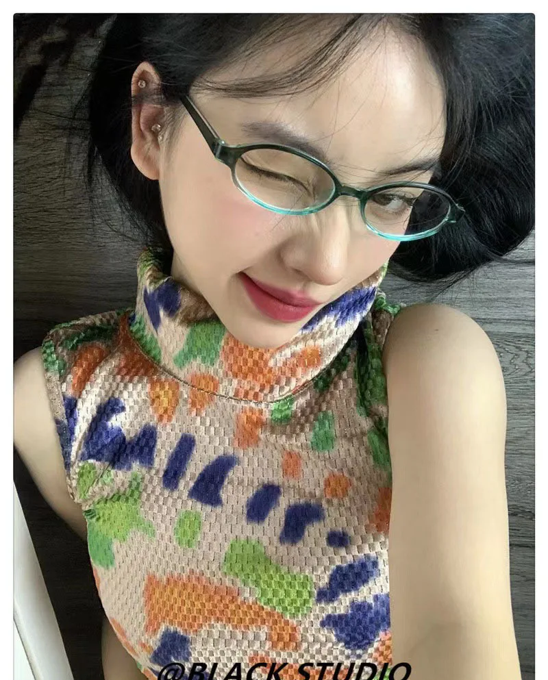 Y2K Women Retro Oval Square Glasses Red Green Frame Glass Eyewear Decorative Computer Anti-blue Eyeglasses with Seaside Driving