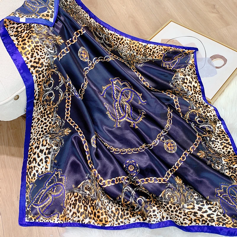 Popular Shawls Europe And America Fashion Bandannas Wild leopard print Sunscreen 90X90CM Bandanna Luxury Square Silk Scarves