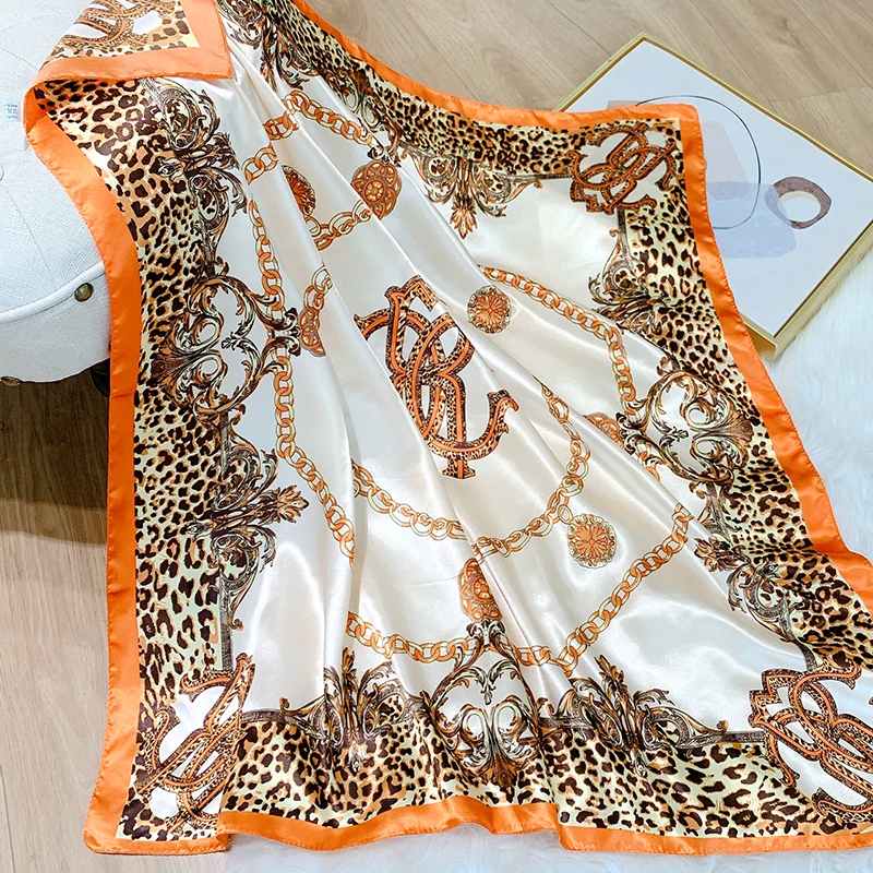 Popular Shawls Europe And America Fashion Bandannas Wild leopard print Sunscreen 90X90CM Bandanna Luxury Square Silk Scarves