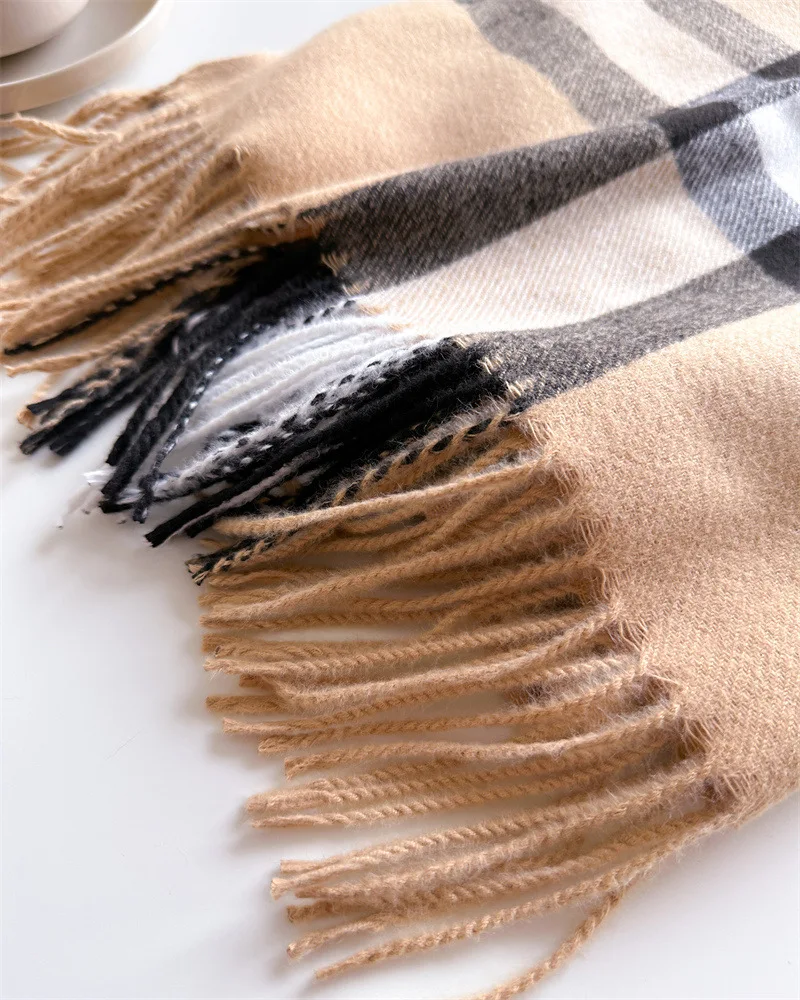 New Luxury Brand Women Cashmere Scarves Lady Winter Warm Soft Pashmina Shawls Wraps Female Plaid Knitted Long Scarf for Women