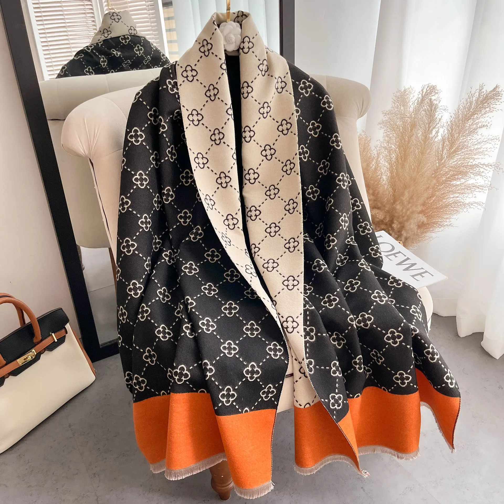 Luxury Winter Cashmere Scarf Women 2024 Design Warm Pashmina Blanket Poncho Scarves Female Shawl Wraps Thick Foulard Bufanda