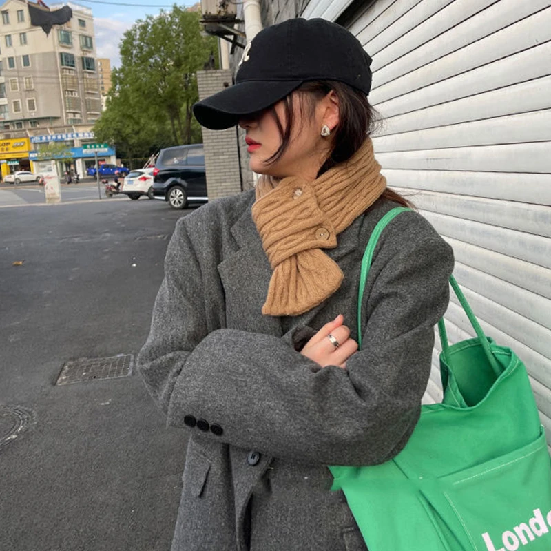 Korean Women Cross Scarf Solid Color Kintted Woolen Scarves Fashion Girl Short Neckerchief Winter Windproof Warm Neck Collar 스카프