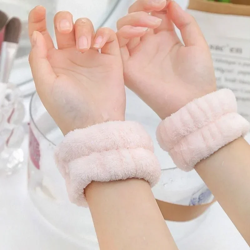 Wrist Washband Microfiber Wrist Wash Towel Band Wristband Scrunchies for Wash Face Absorbent Wrist Sweatband for Women Headband