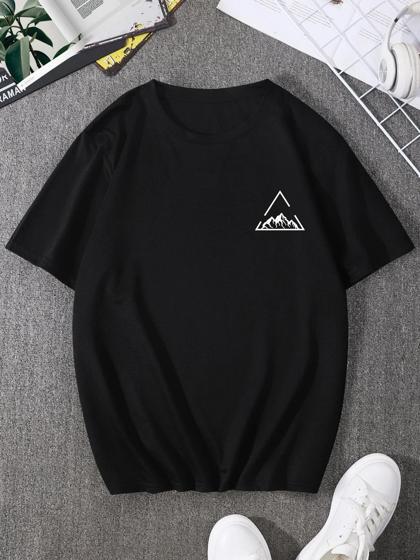 New Short Sleeved Hot Sell Mountain Peaks Printing Pure Cotton Tee Tops Round Neck White t Shirt Men Fashion Design T-Shirt